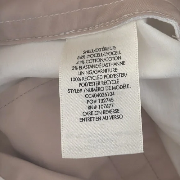 Alice + Olivia “Janis” Low Rise Crop Flare Pants. Ladies 6 - Picture 10 of 16